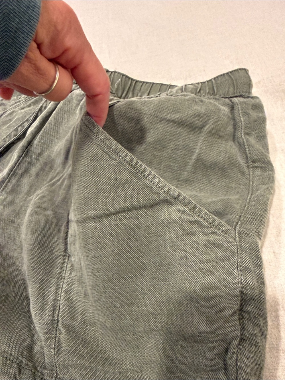 C&C California Olive Green Drawstring Casual Shorts - Picture 5 of 10